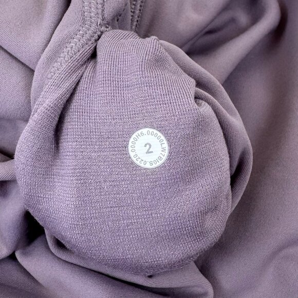 Lululemon | 2 | Align Super High Rise Short 10" | Activewear | Athleisure | Yoga - Picture 6 of 15